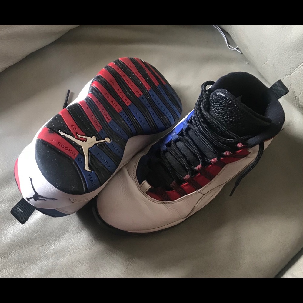 AIR JORDAN HIGH TOP TENNIS SHOES - Picture 7 of 7